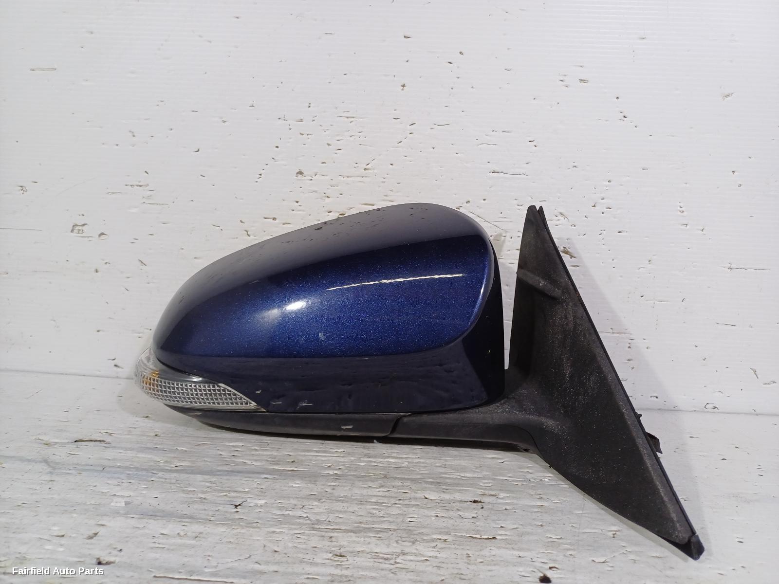 2015-2017 Toyota Aurion Right Door Mirror