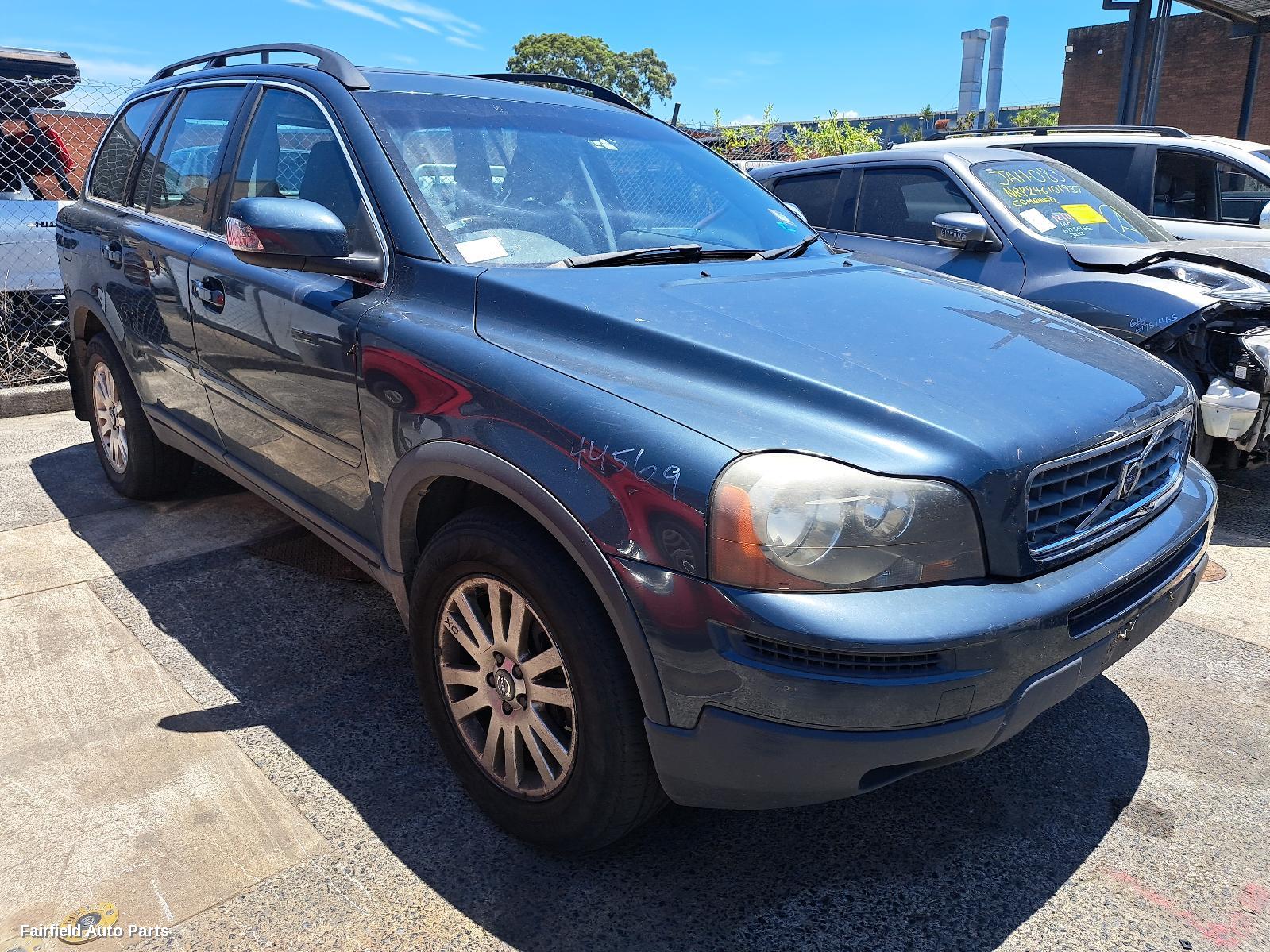 2003-2014 Volvo Xc90 Left Rear Door Sliding