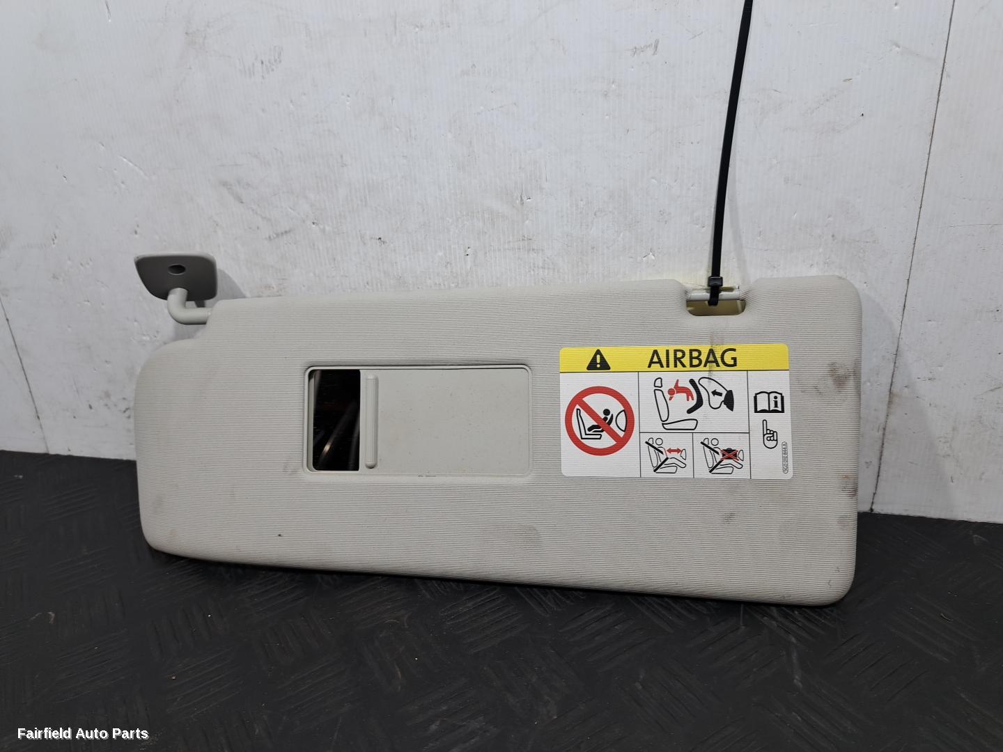 2010-2022 Volkswagen Amarok Sunvisor