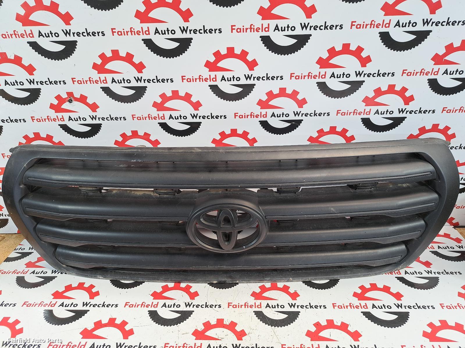 2007-2012 Toyota Landcruiser Grille