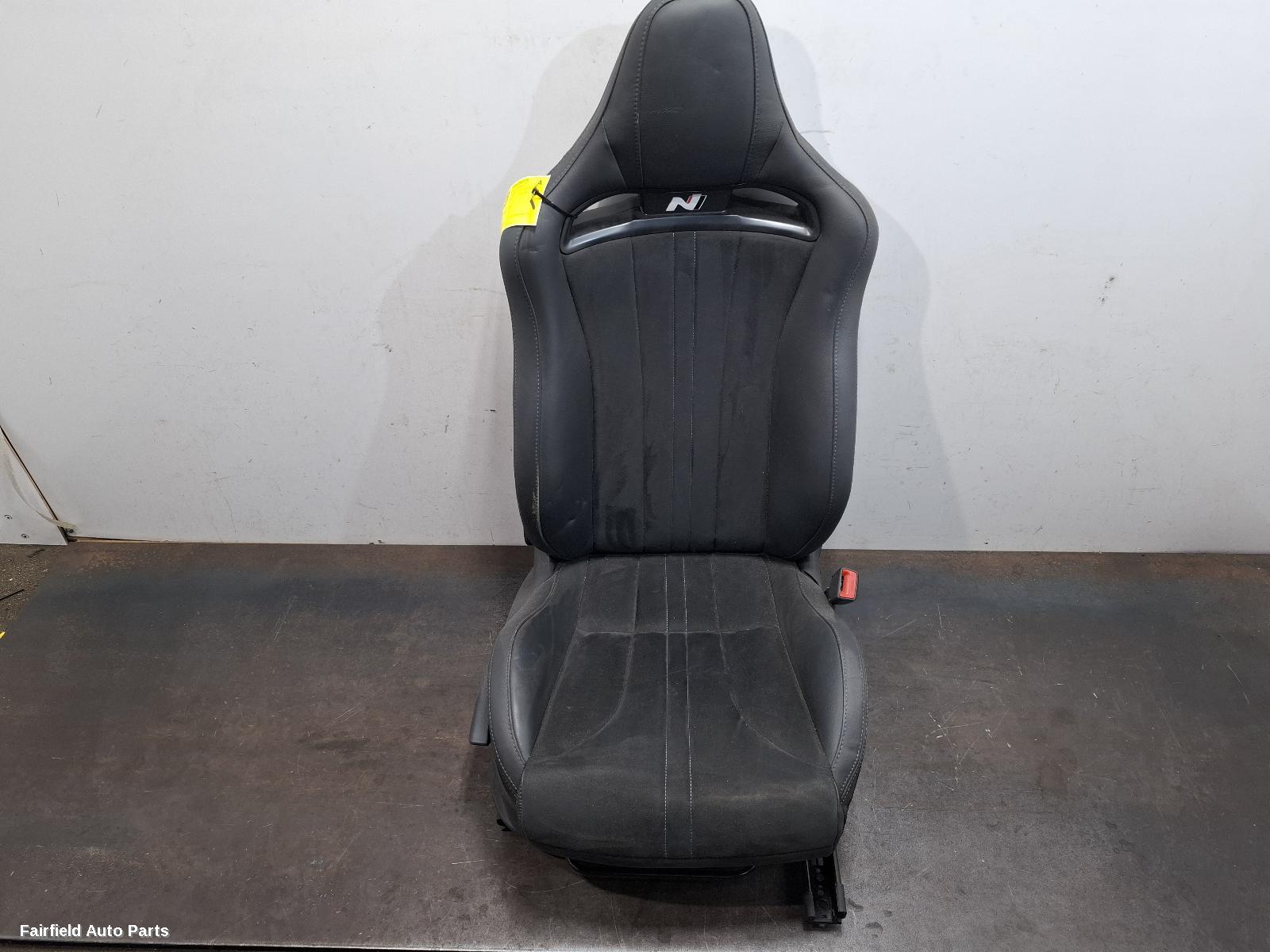 2017-2025 Hyundai I30 Seatbelt Stalk
