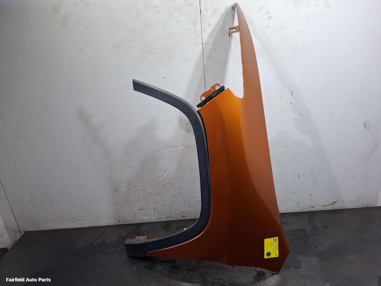 2014-2018 Jeep Cherokee Left Guard