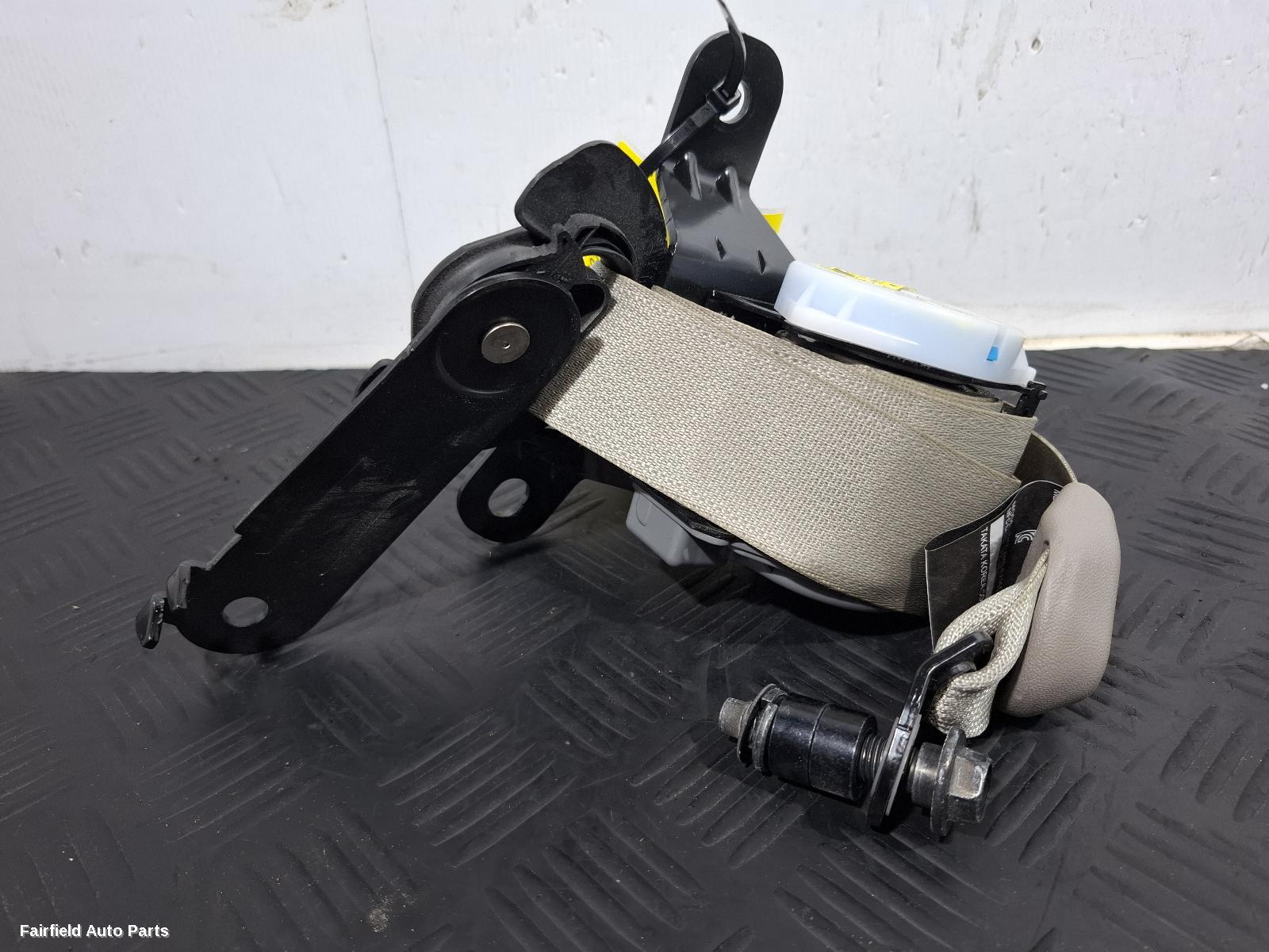 2014-2020 Kia Carnival/grand Carnival Seatbelt Stalk