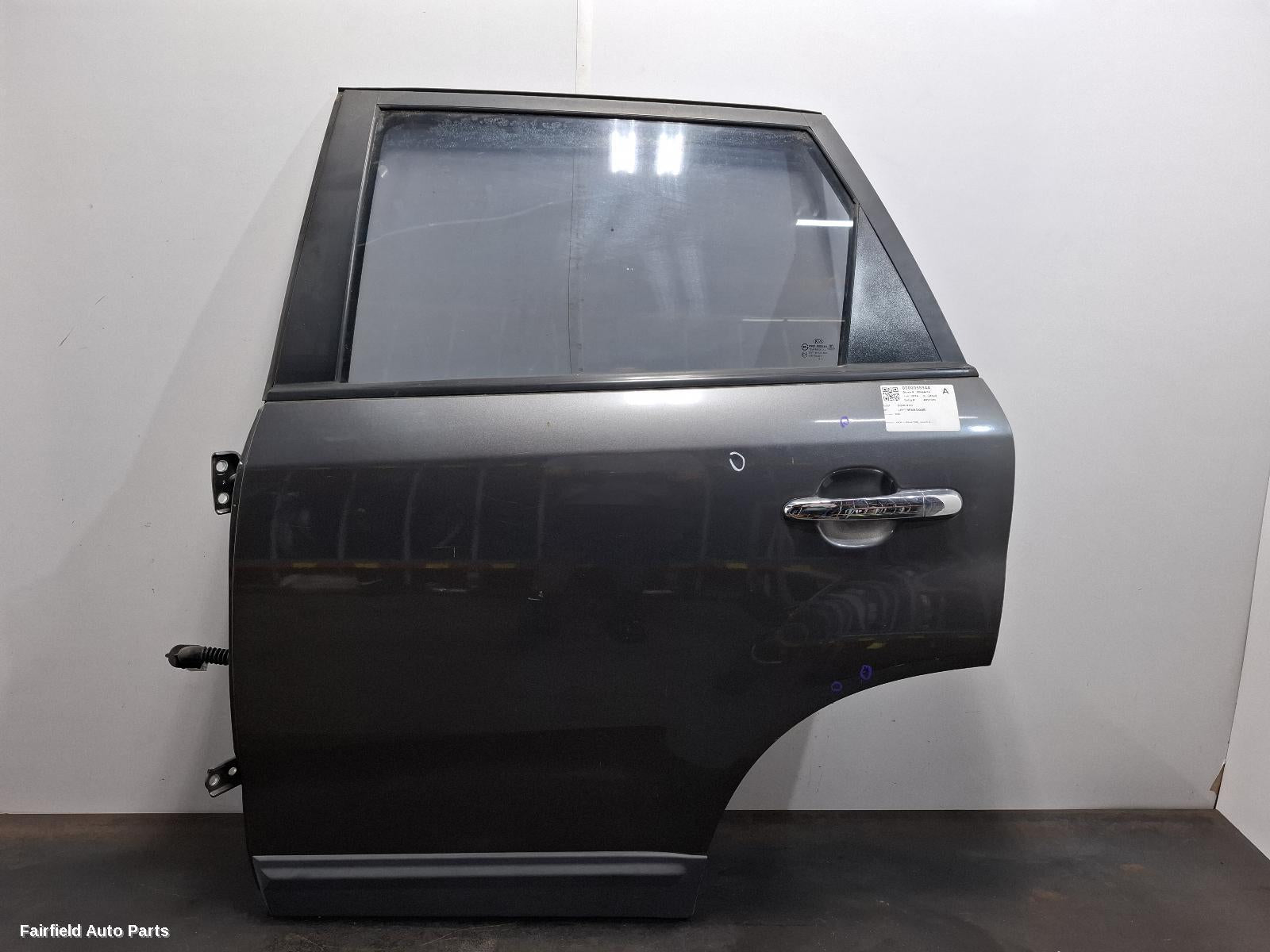 2009-2014 Kia Sorento Left Rear Door Sliding