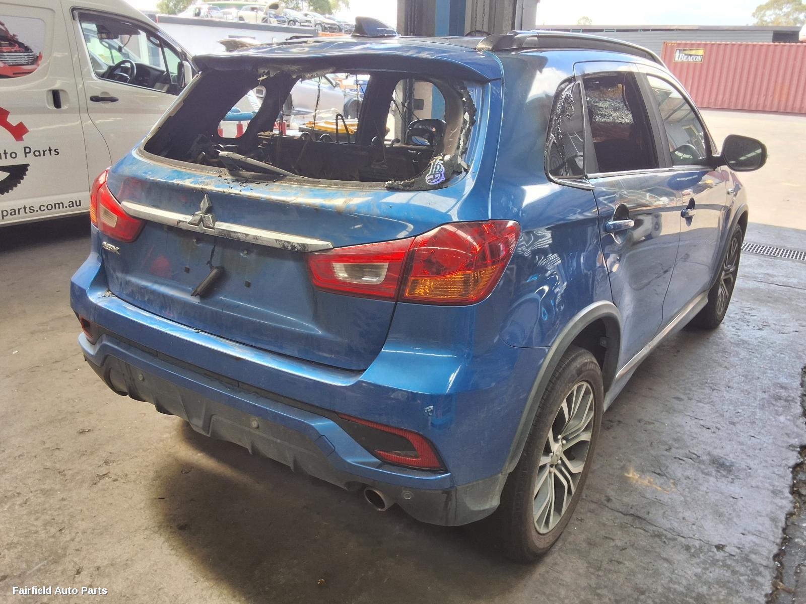 2018 Mitsubishi Asx Right Indicator Fog Side