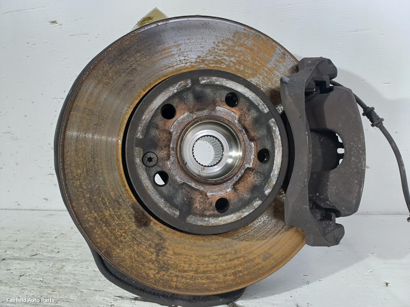 2011-2019 Mercedes B Class Right Front Hub Assembly