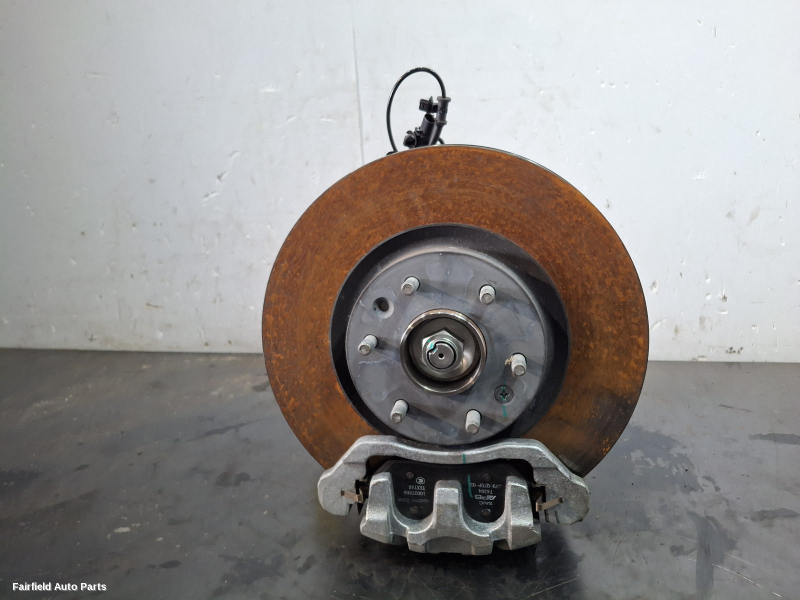 2017-2025 Ldv D90 Right Front Hub Assembly