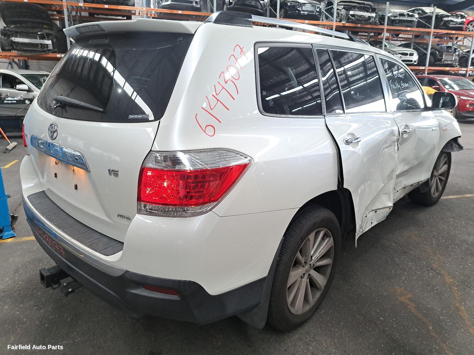 2013 Toyota Kluger Door Boot Gate Lock