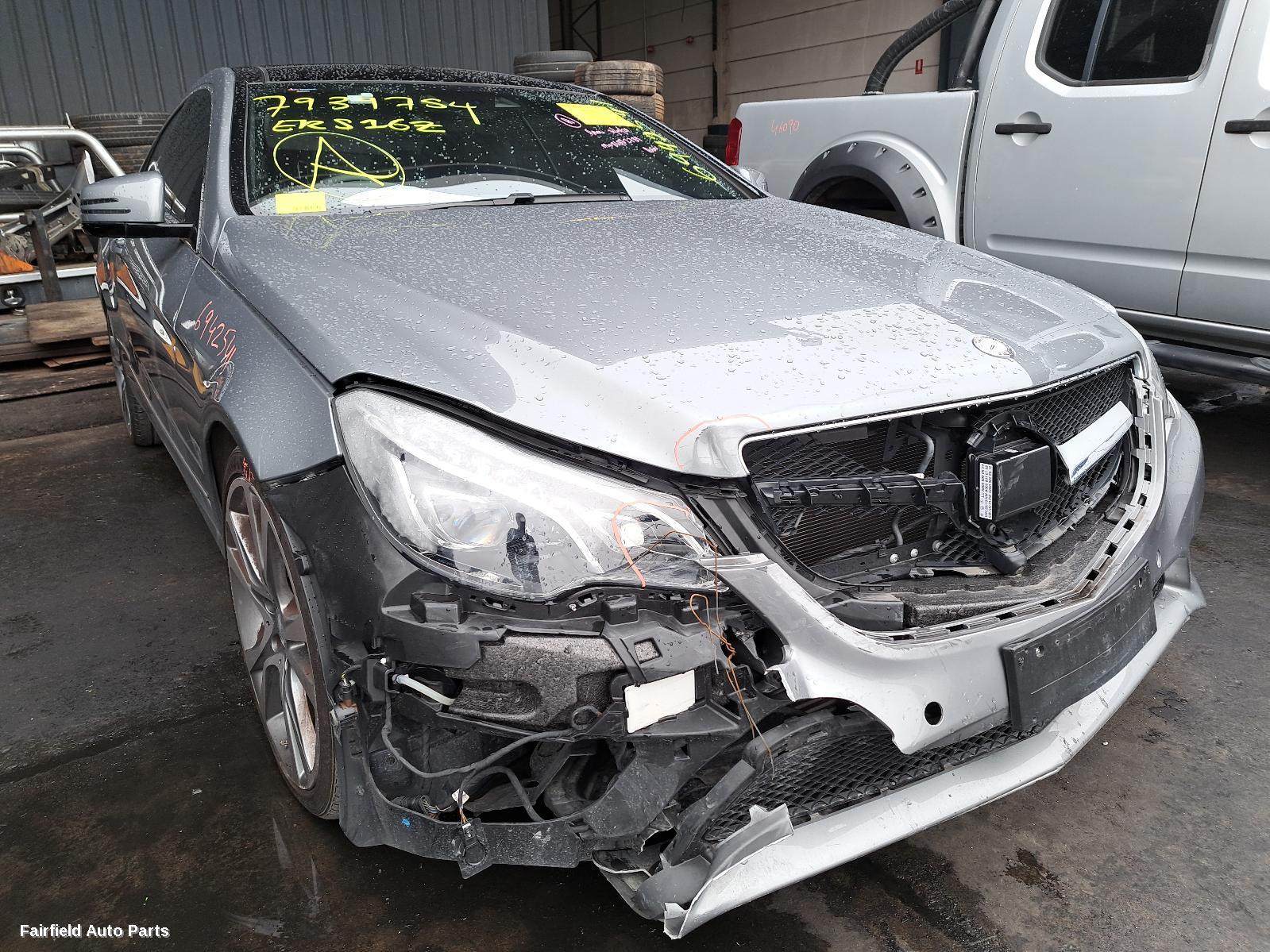 2015 Mercedes E Class Right Guard