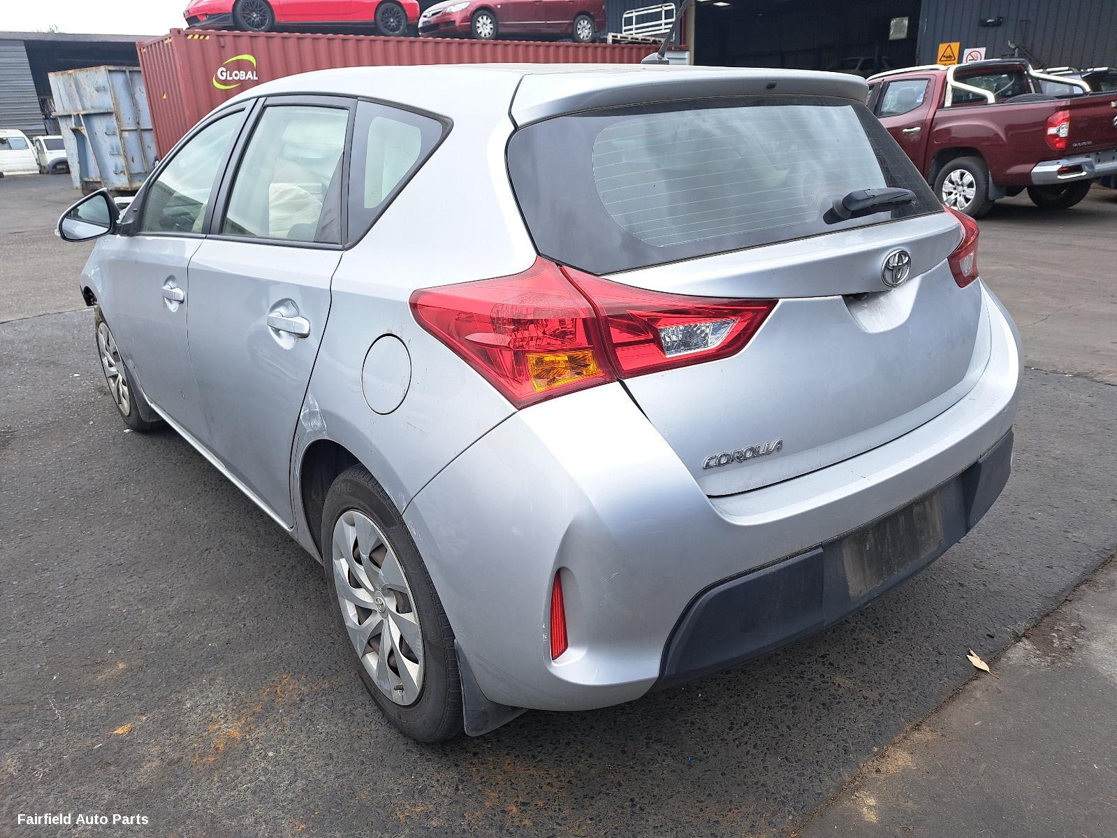 2014 Toyota Corolla Air Cleaner Box