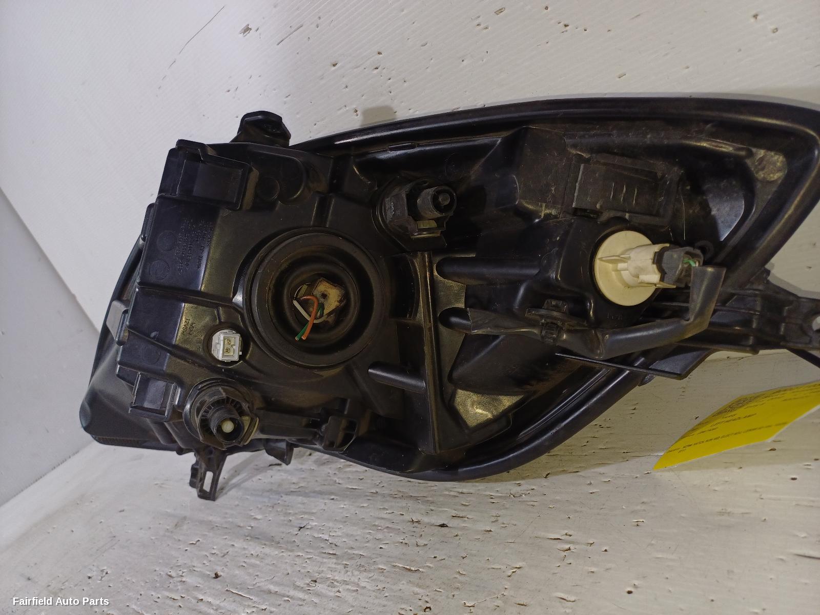 2008-2011 Toyota Yaris Left Headlamp