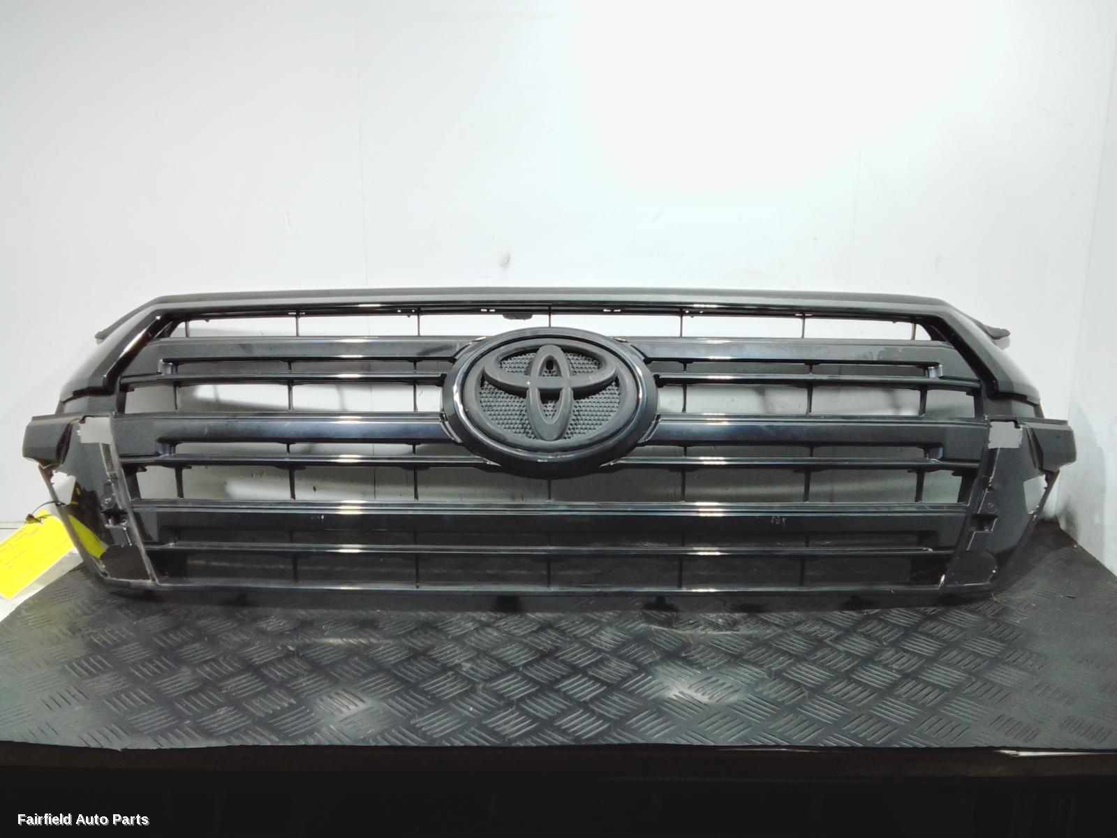 2015-2021 Toyota Landcruiser Grille