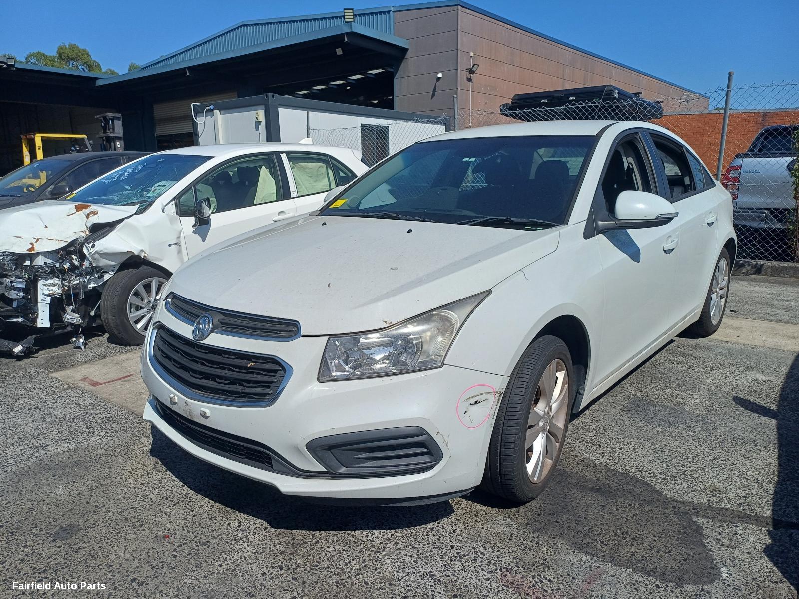 2015 Holden Cruze Overflow Bottle