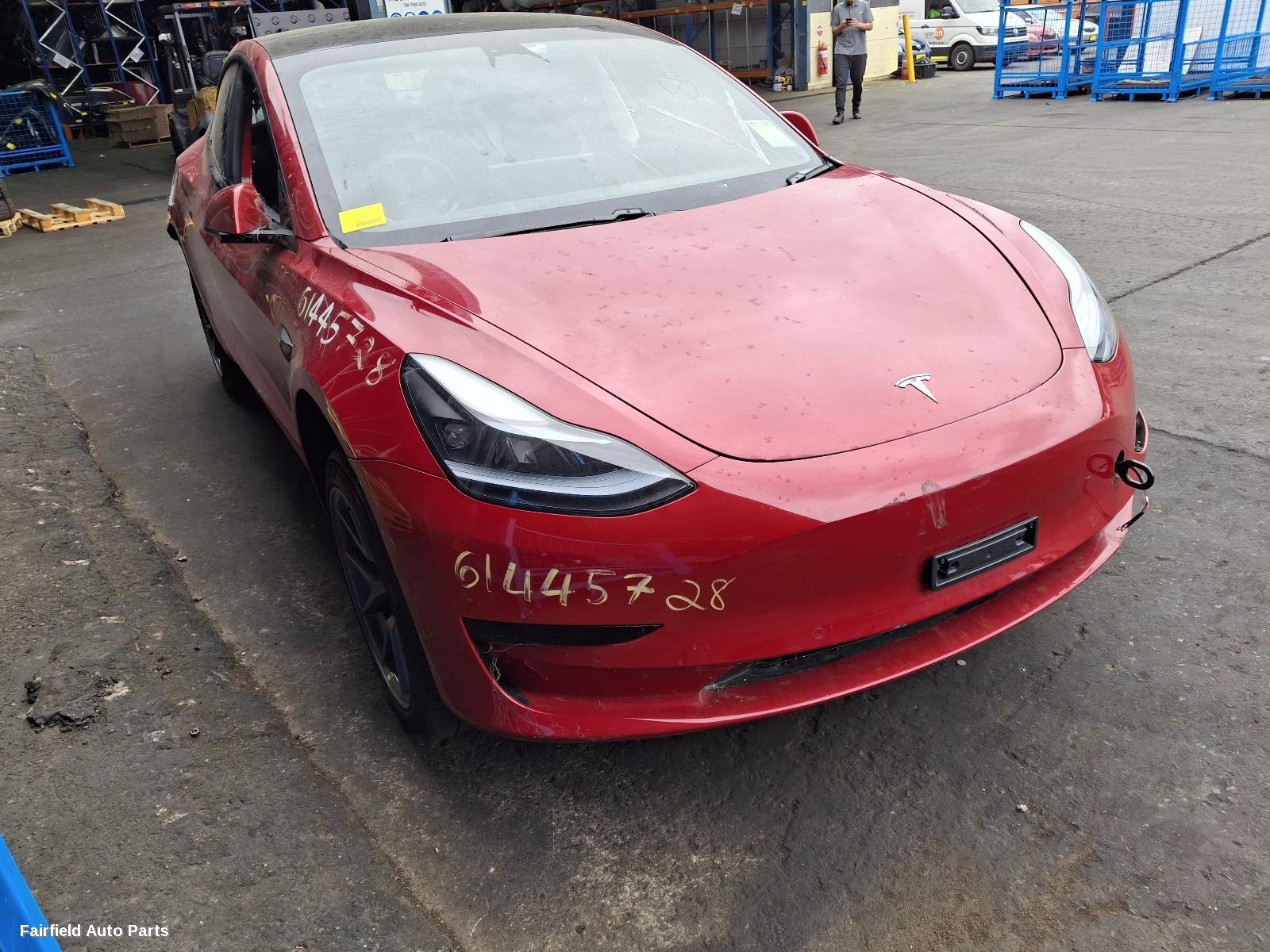 2022 Tesla Model 3 Sunvisor