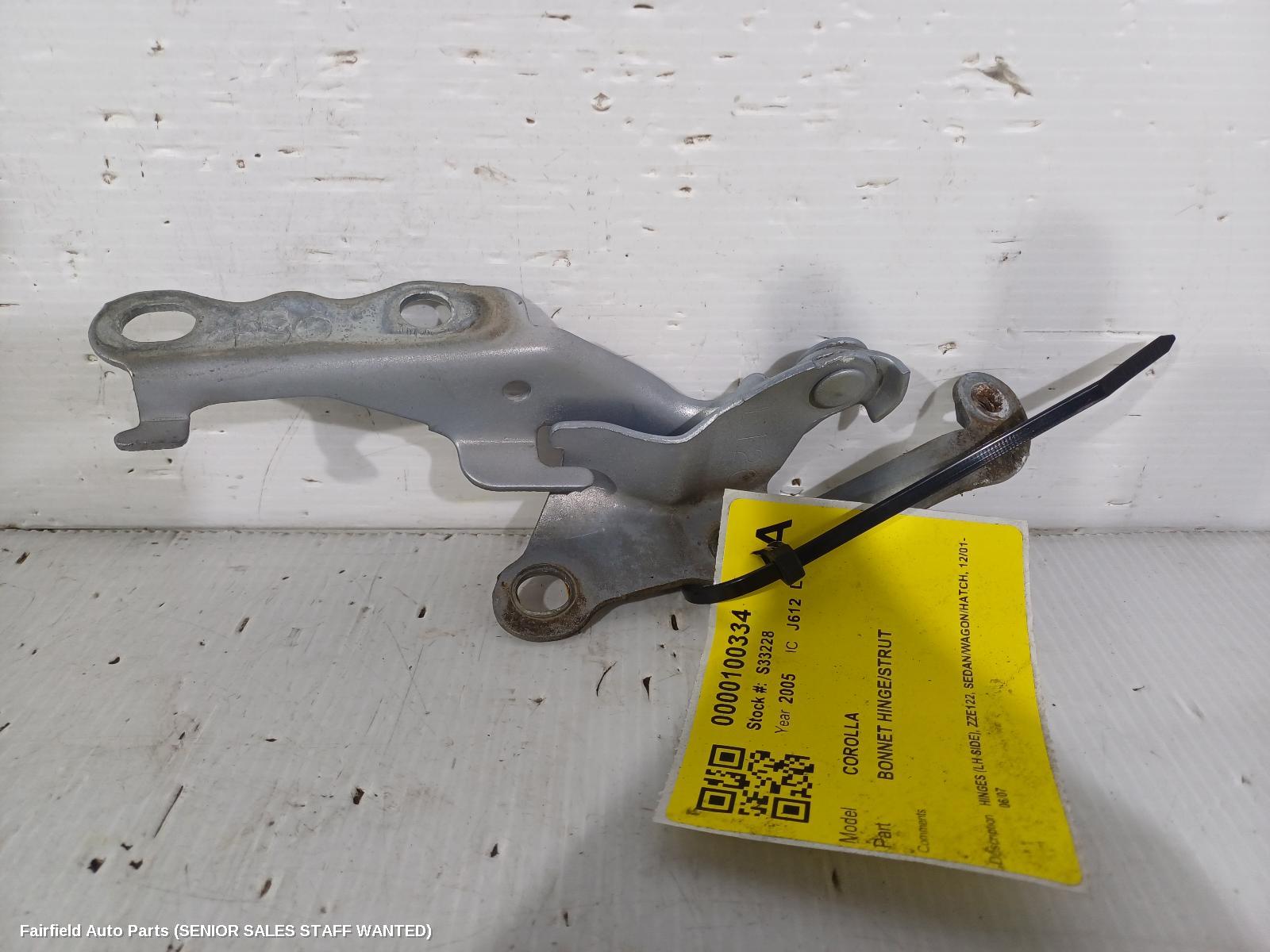 2005 Toyota Corolla Bonnet Hinge Strut