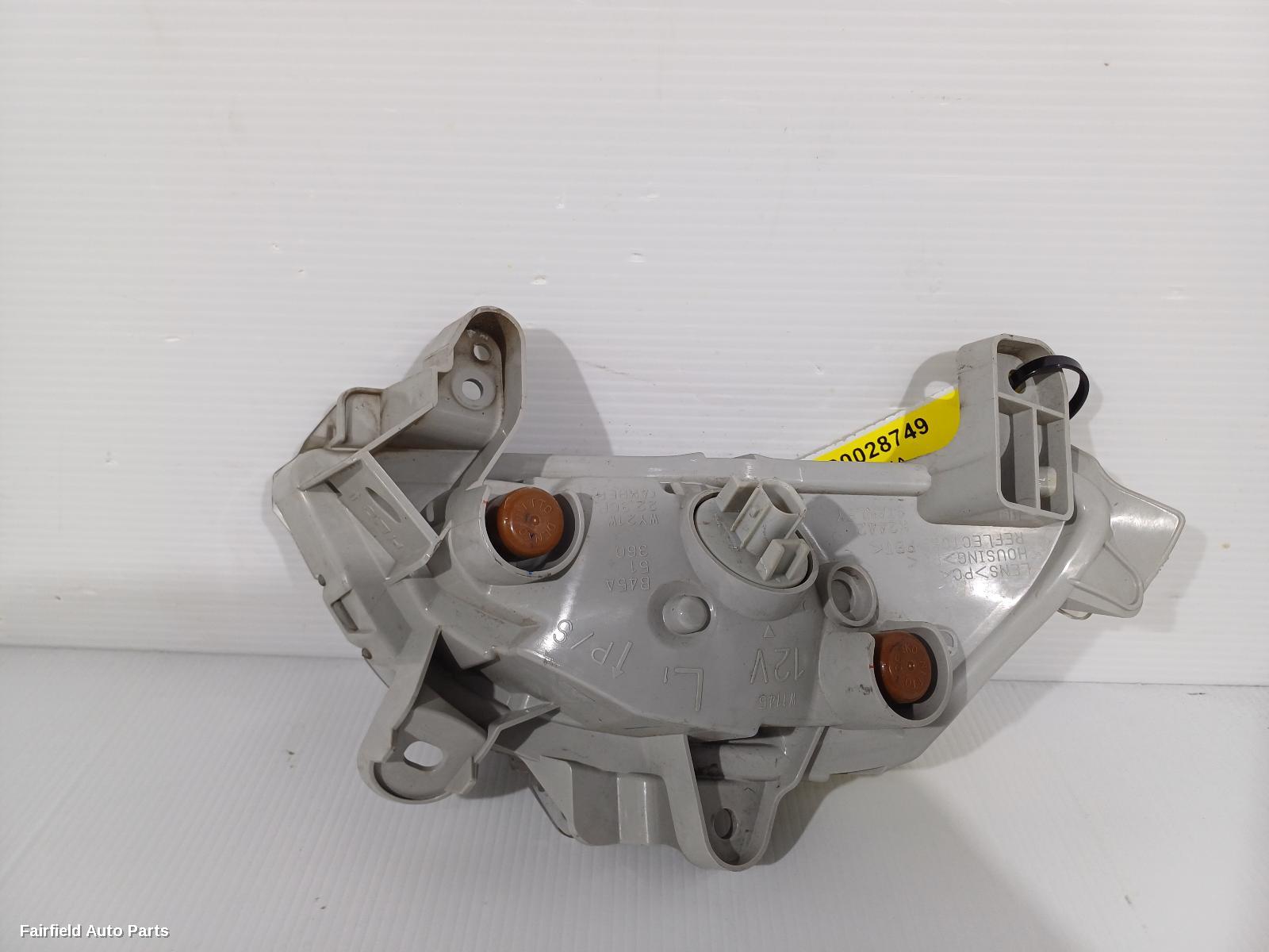 2013-2016 Mazda 3 Left Indicator Fog Side