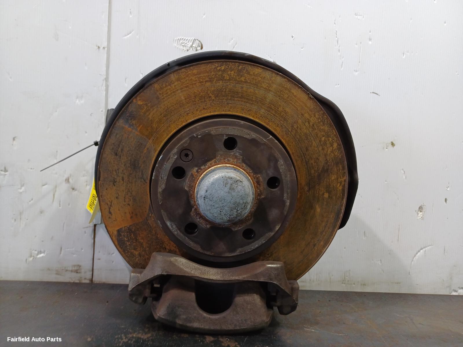 2013-2019 Mercedes Cla Class Left Front Hub Assembly