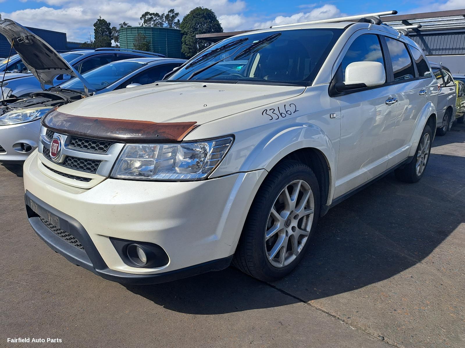 2013 Fiat Freemont Right Headlamp