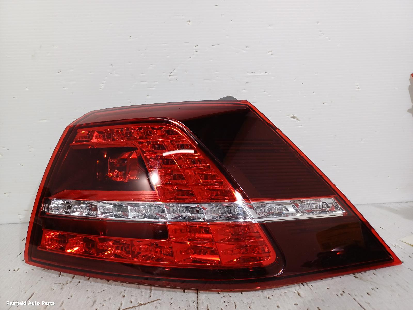 2014-2017 Volkswagen Golf Right Taillight
