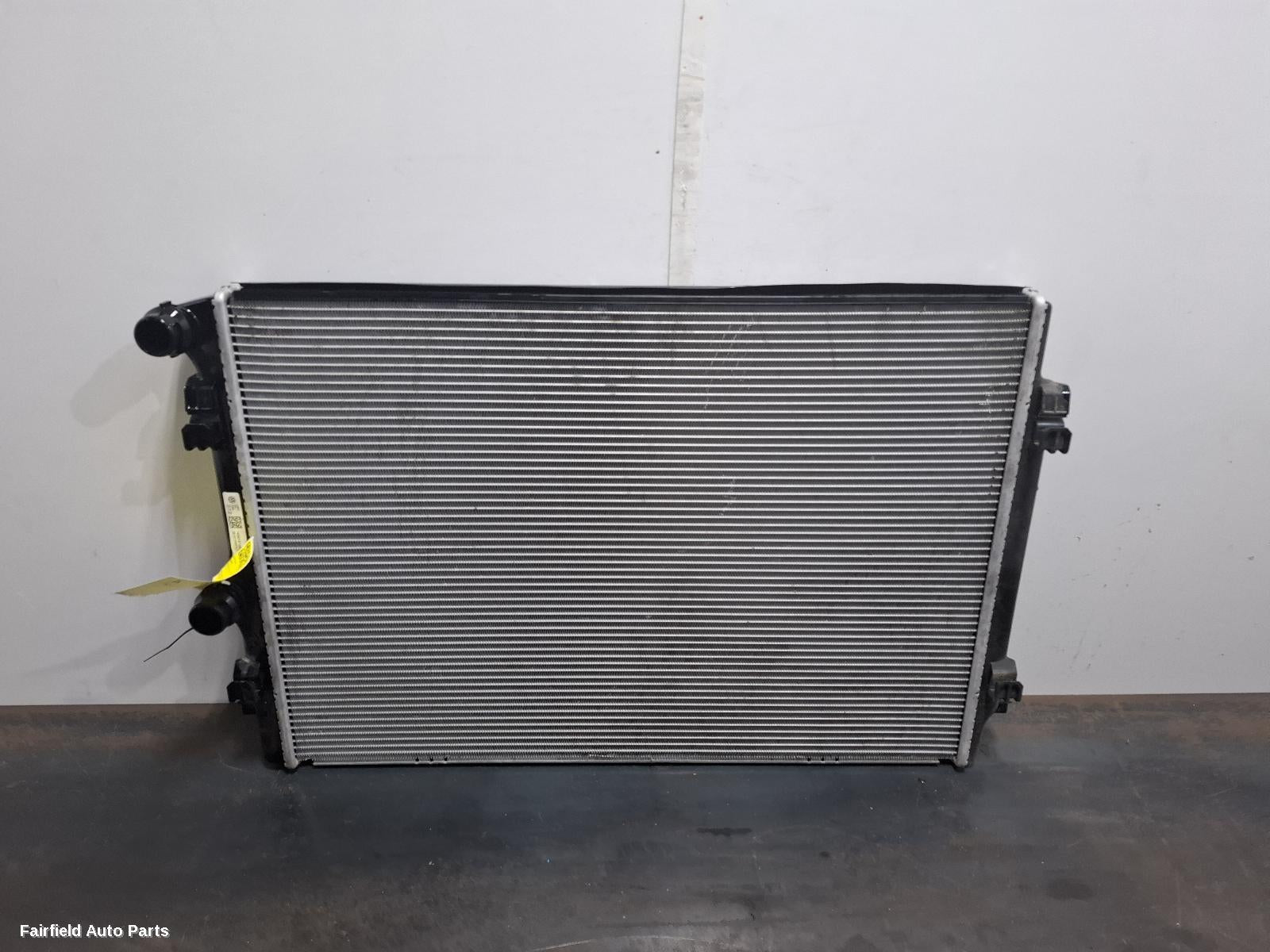 2012-2017 Volkswagen Golf Radiator