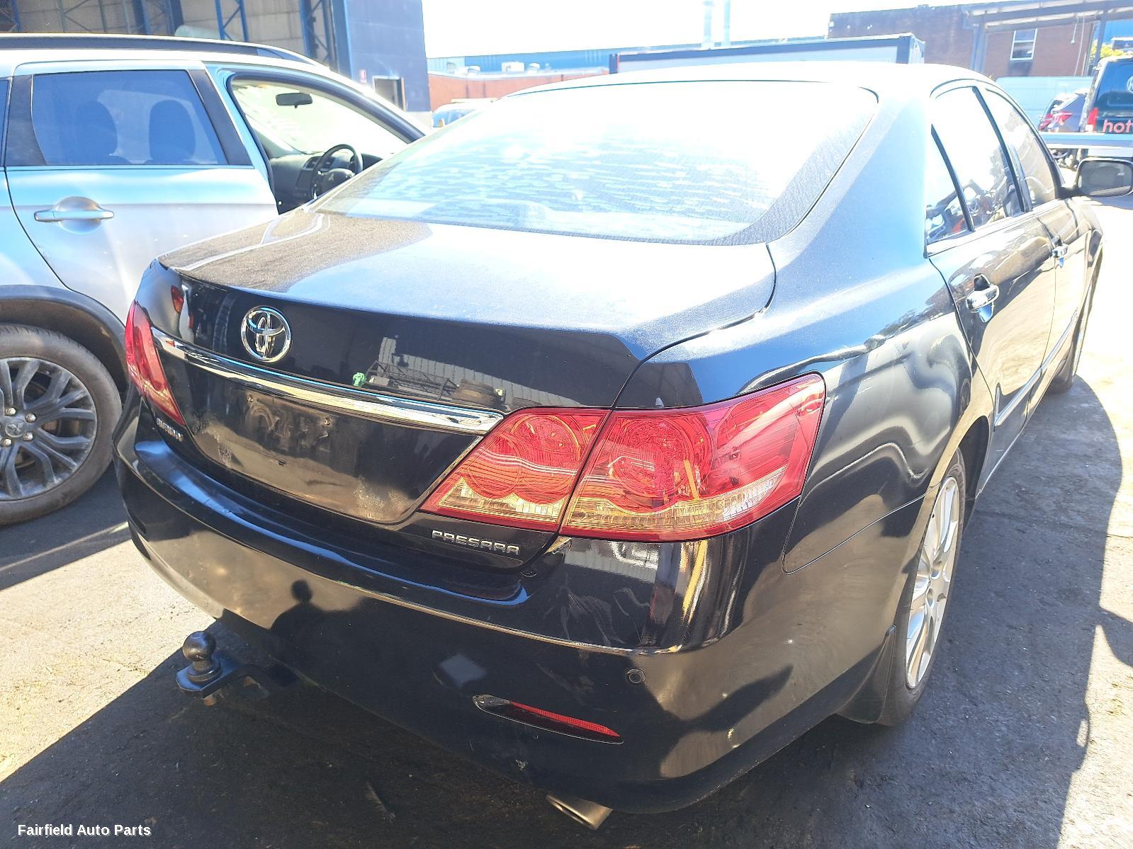 2006-2009 Toyota Aurion Left Indicator Fog Side