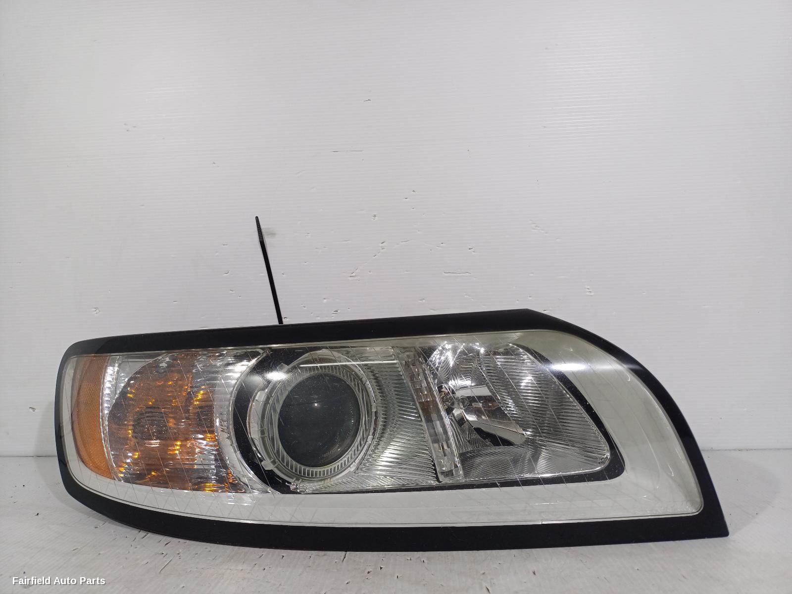 2007-2012 Volvo V50 Right Headlamp