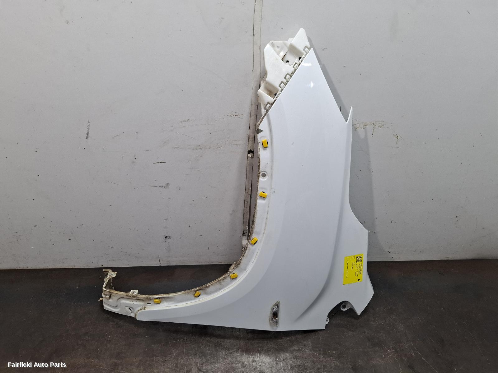 2016-2020 Holden Trax Left Guard