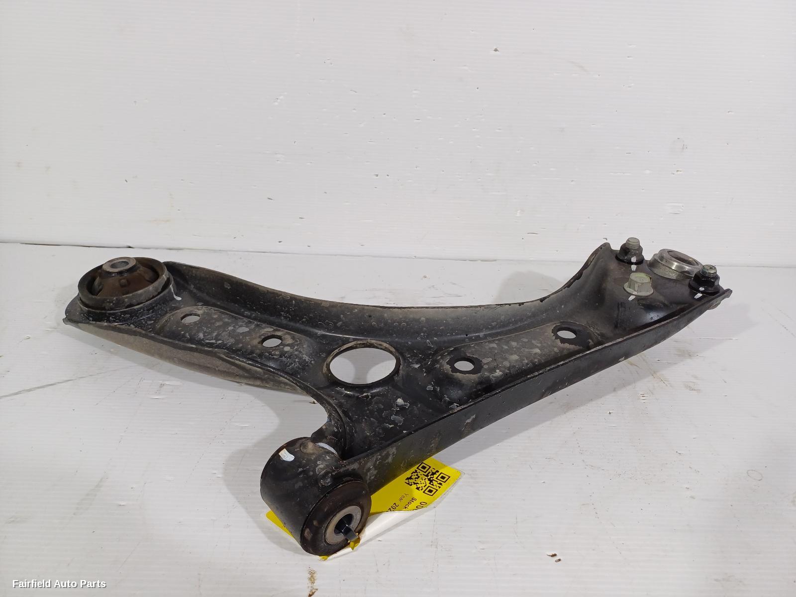 2017-2023 Hyundai I30 Right Front Lower Control Arm