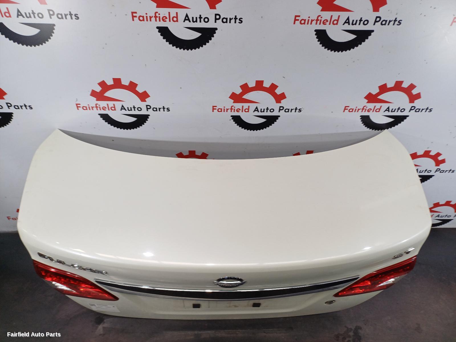 2012-2017 Nissan Pulsar Bootlid Tailgate