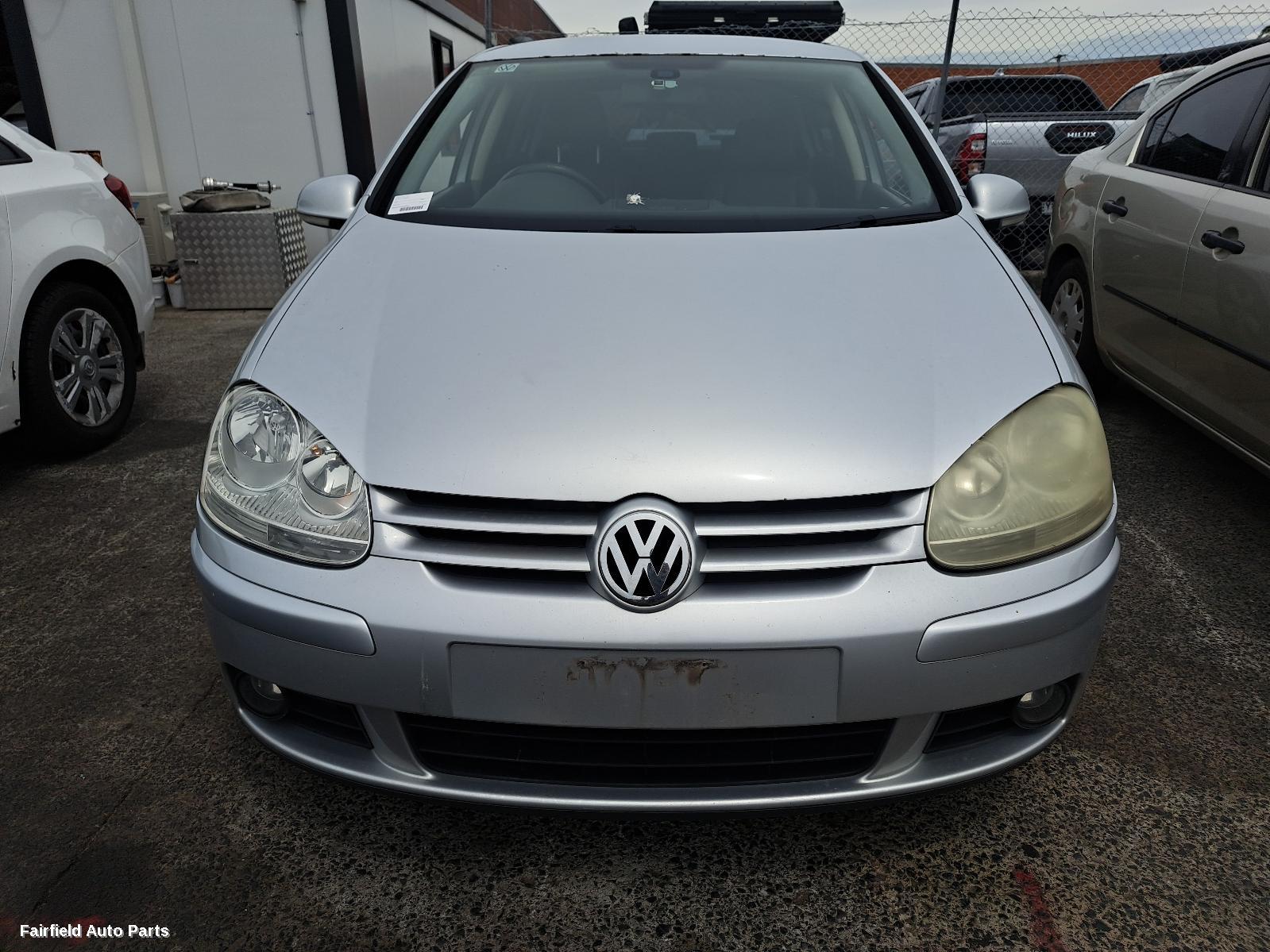 2008 Volkswagen Golf Right Front Door