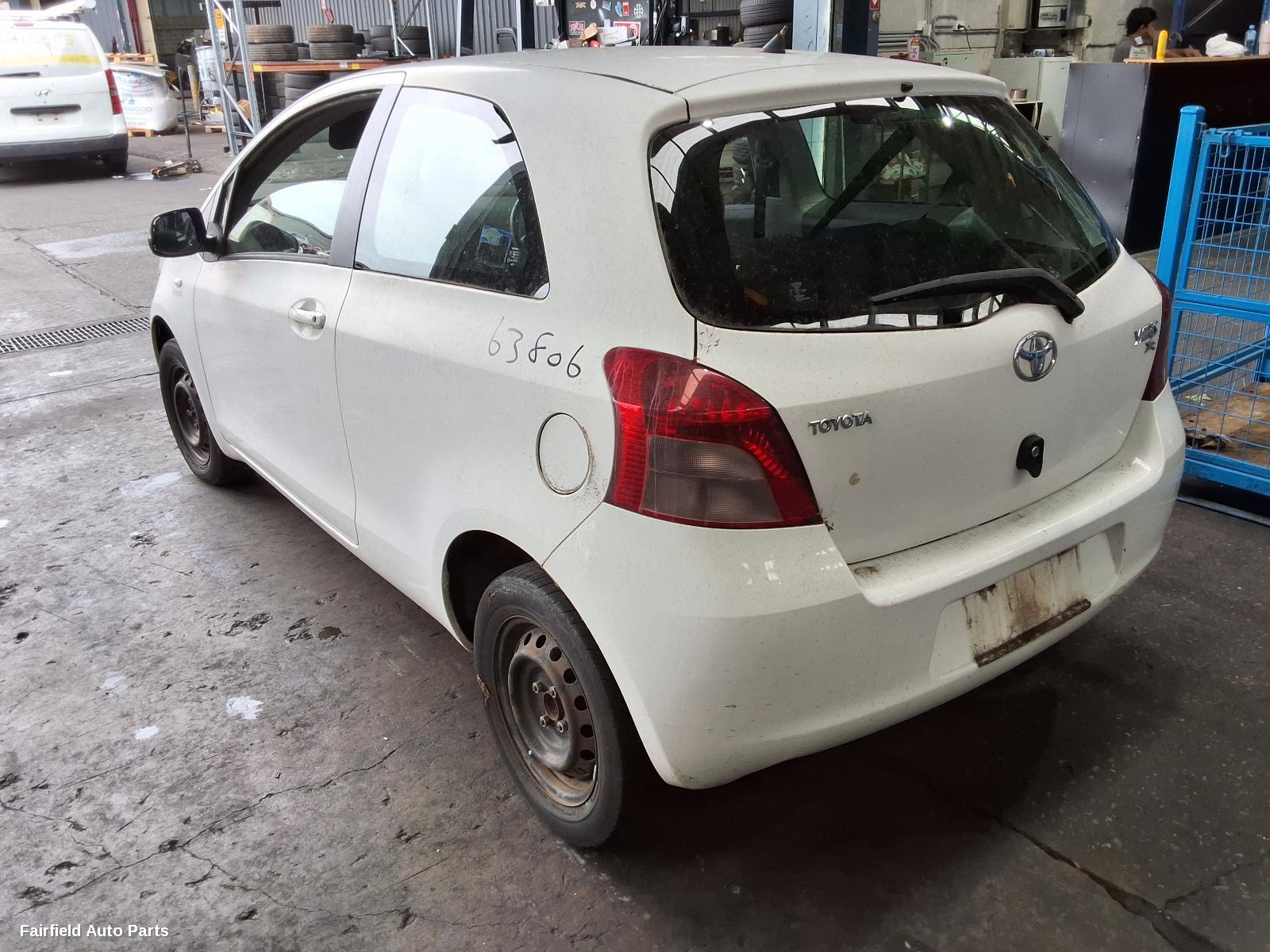 2006 Toyota Yaris Right Taillight