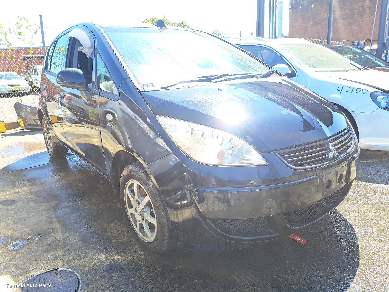2007 Mitsubishi Colt Left Headlamp