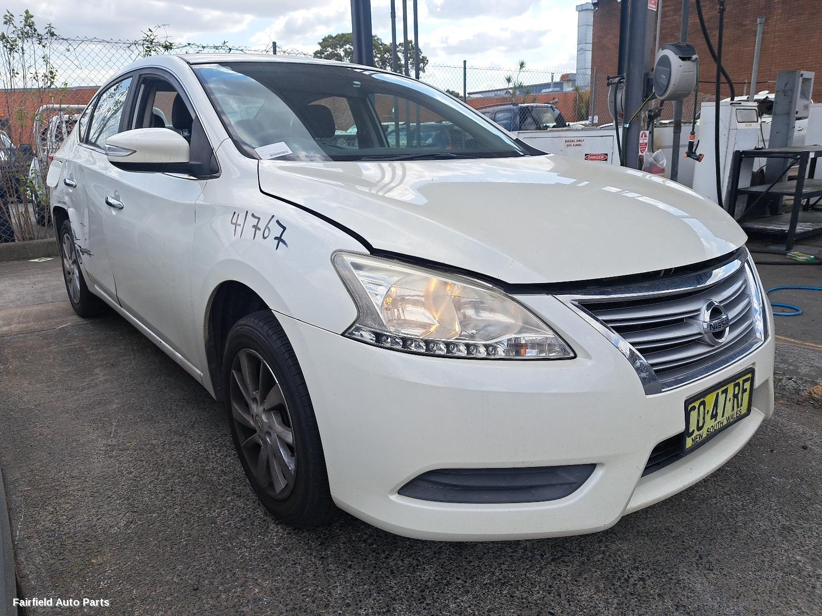 2016 Nissan Pulsar Left Headlamp