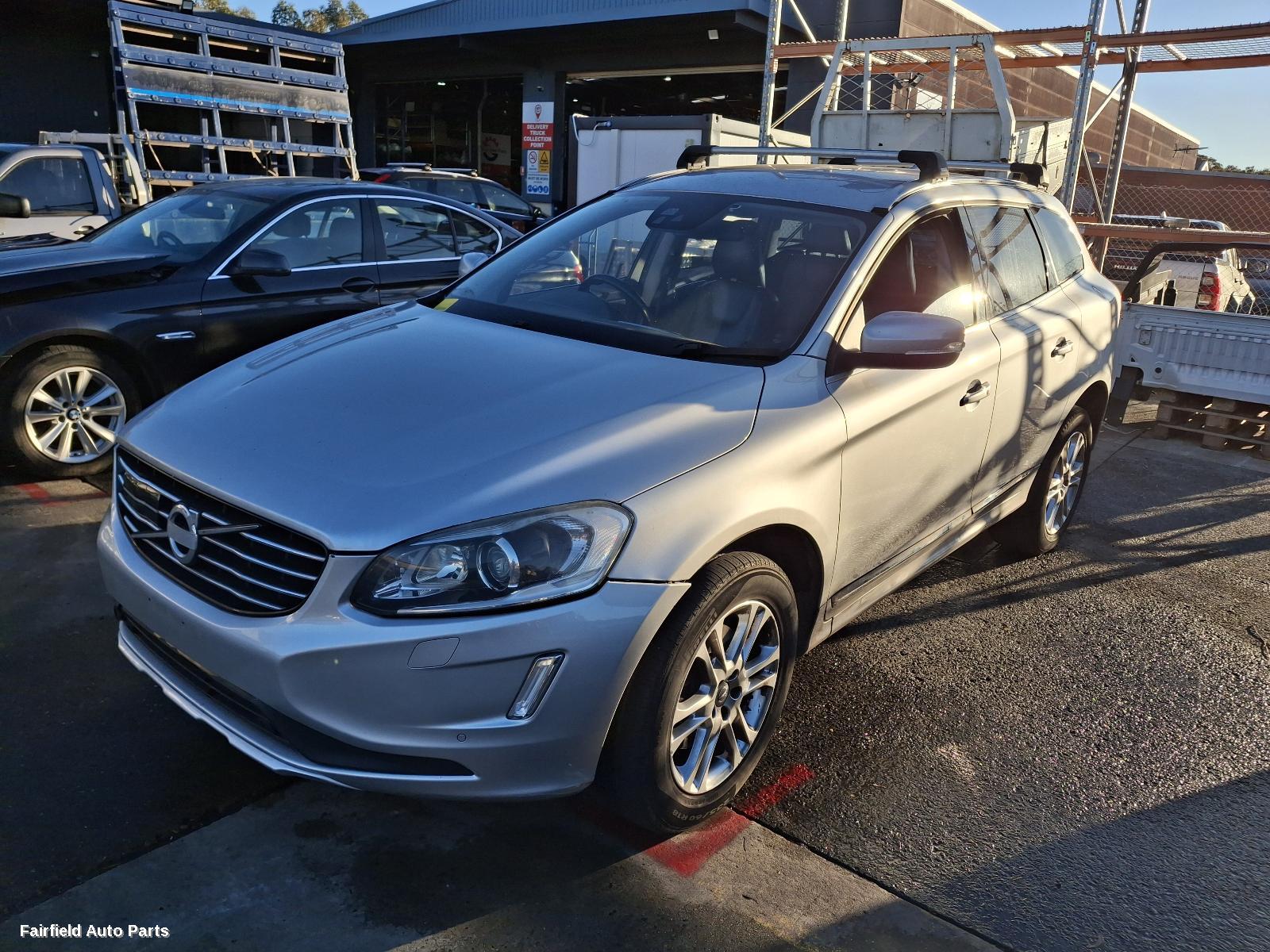 2014 Volvo Xc60 Right Taillight