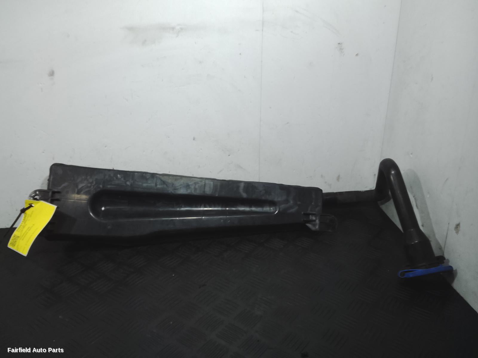 2013-2017 Holden Commodore Washer Bottle