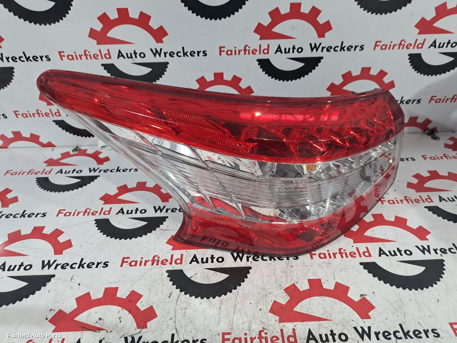 2013 Nissan Pulsar Left Taillight