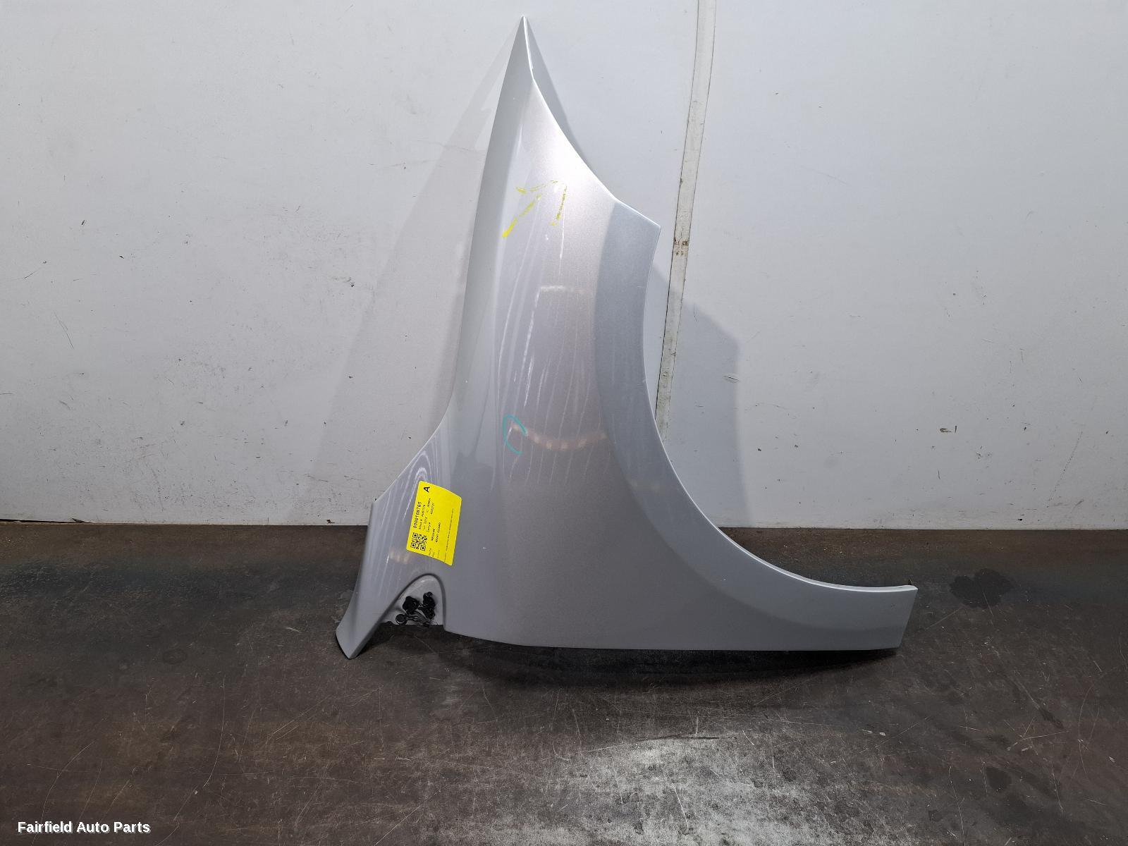 2010-2014 Renault Megane Right Guard