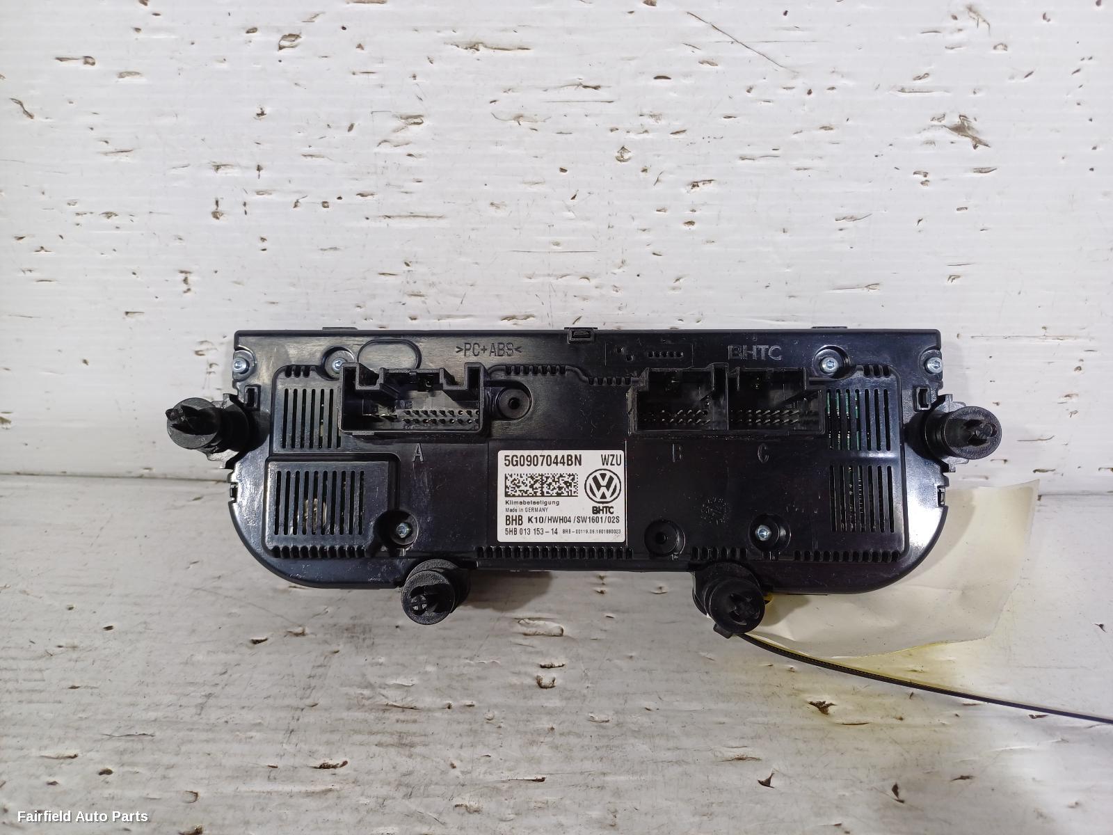 2015-2019 Volkswagen Passat Heater Ac Controls