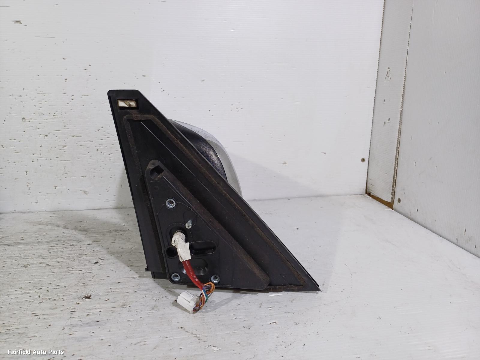 2015-2019 Mitsubishi Pajero Left Door Mirror