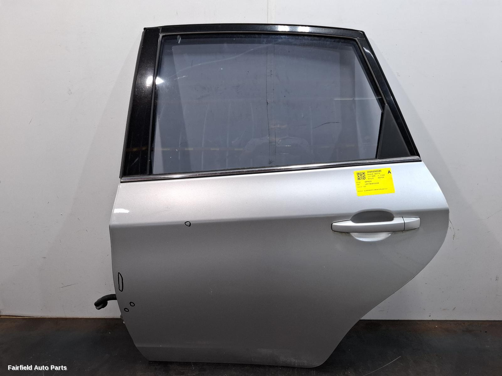 2007-2011 Subaru Impreza Left Rear Door Sliding