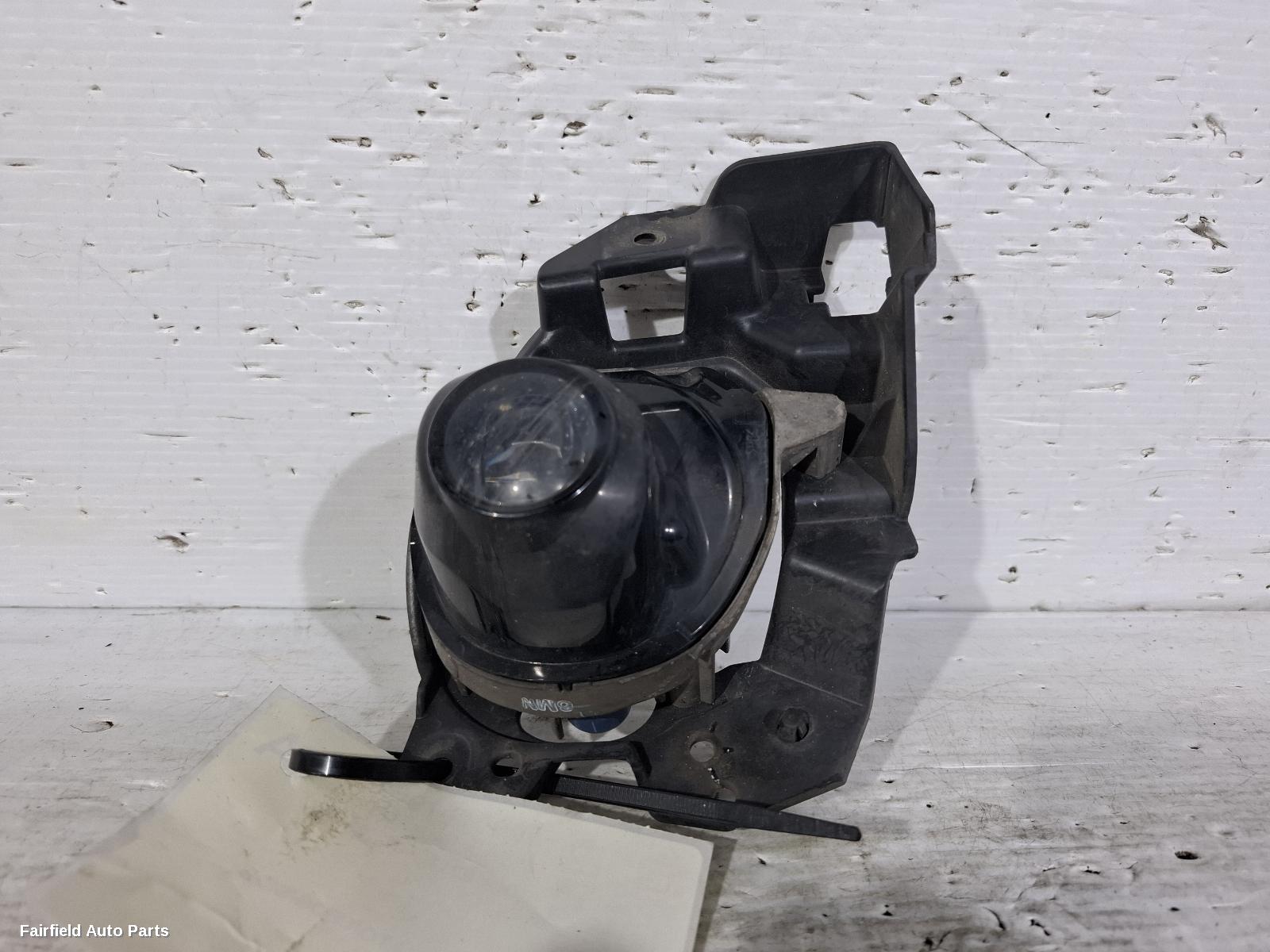 2016-2019 Mazda 3 Right Indicator Fog Side