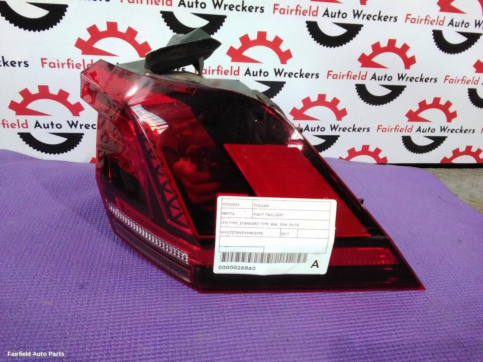 2017 Volkswagen Tiguan Right Taillight