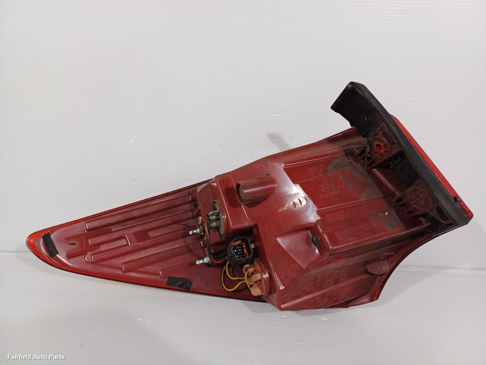 2015-2018 Hyundai Santa Fe Right Taillight