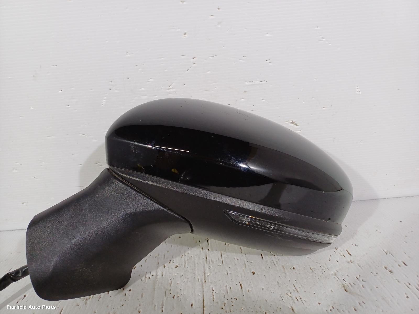 2021-2023 Renault Captur Left Door Mirror