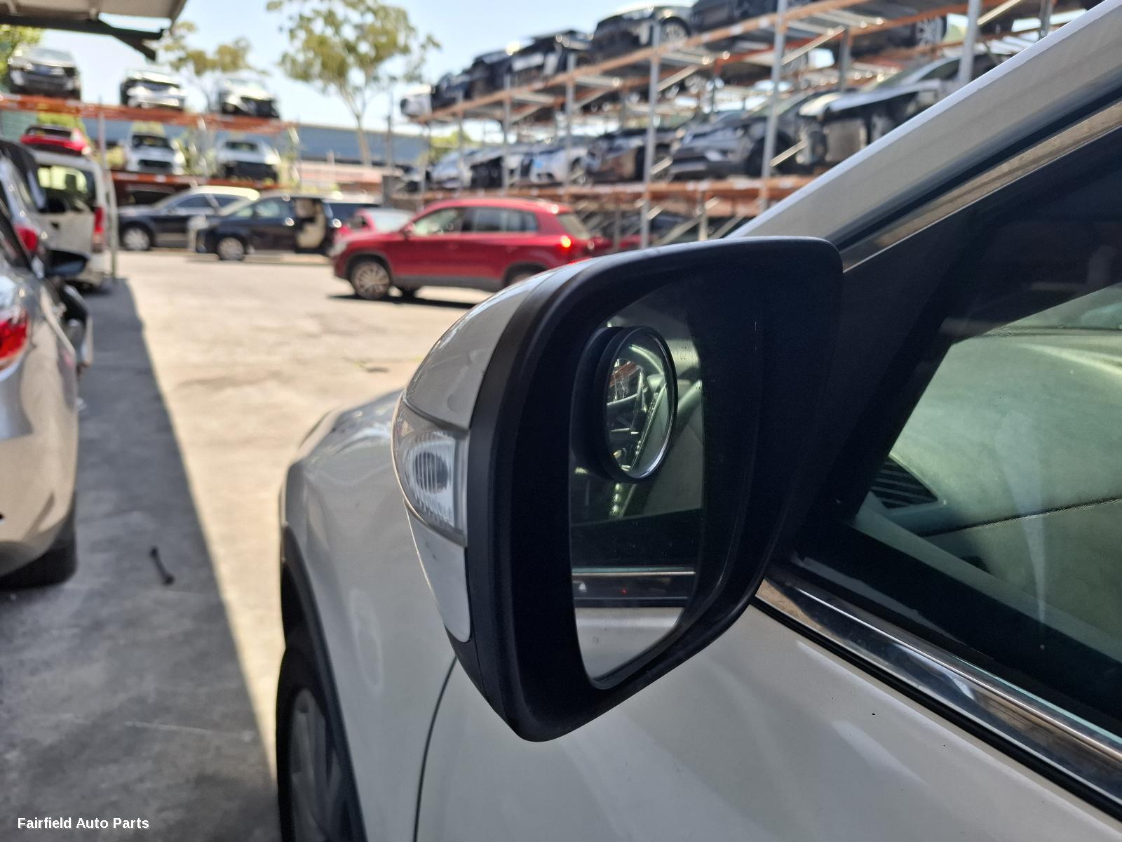 2009 Mazda Cx9 Right Door Mirror
