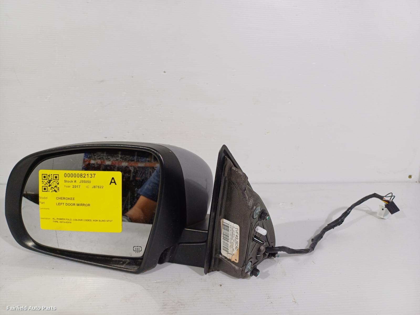 2014-2018 Jeep Cherokee Left Door Mirror