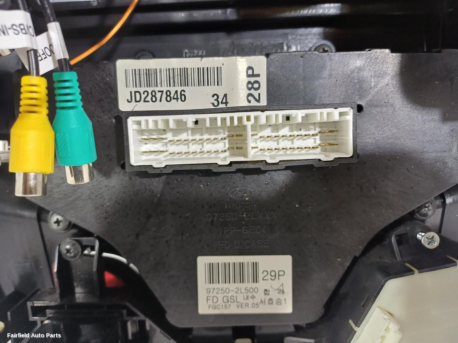 2007-2012 Hyundai I30 Radio Cd Dvd Sat Tv