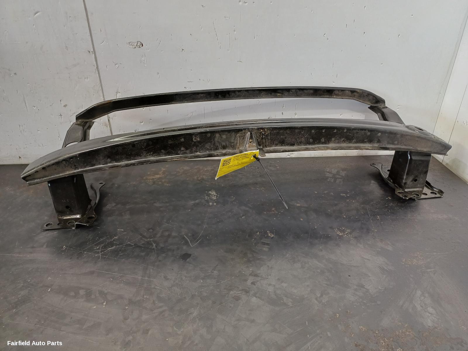 2010-2015 Volkswagen Caddy F Bar Reinforc Brack