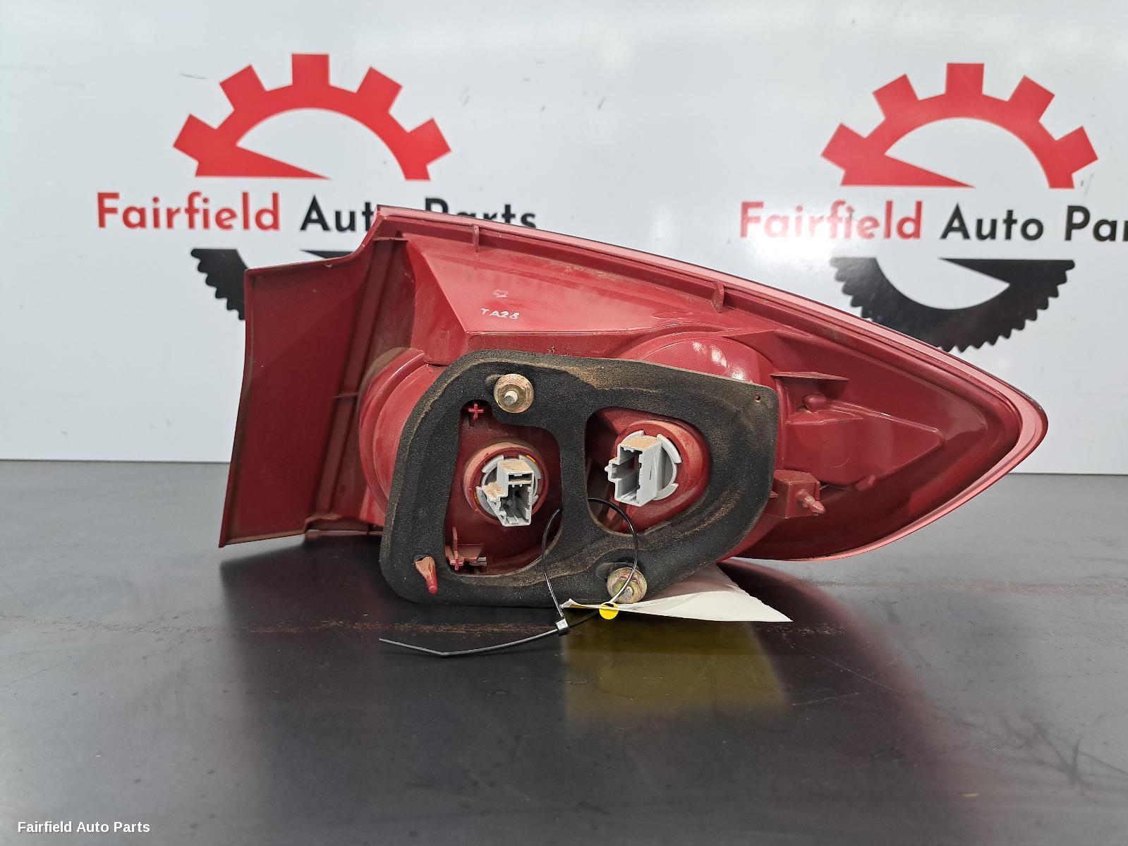 2006 Mazda 3 Left Taillight