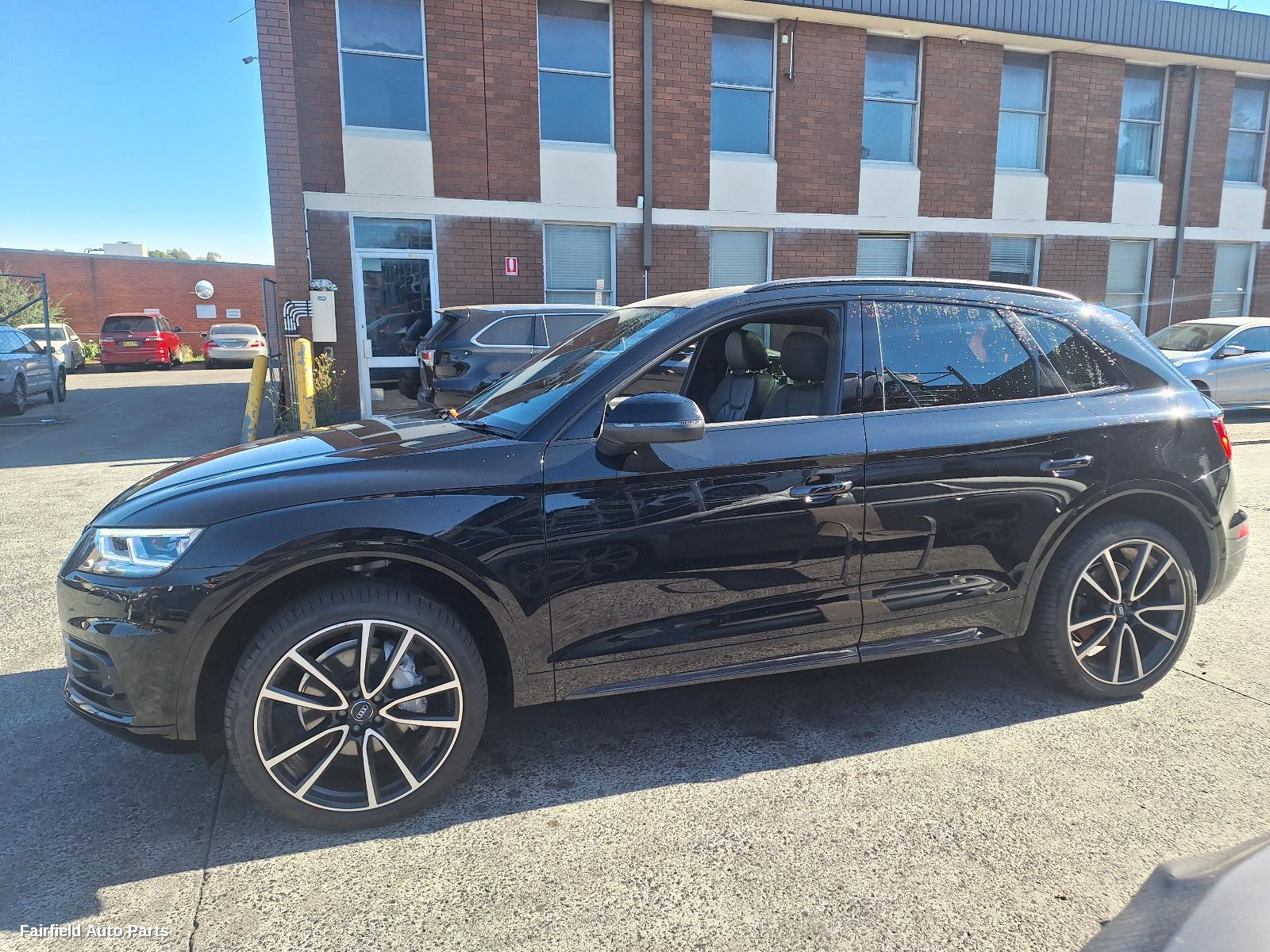 2020 Audi Q5 Overflow Bottle